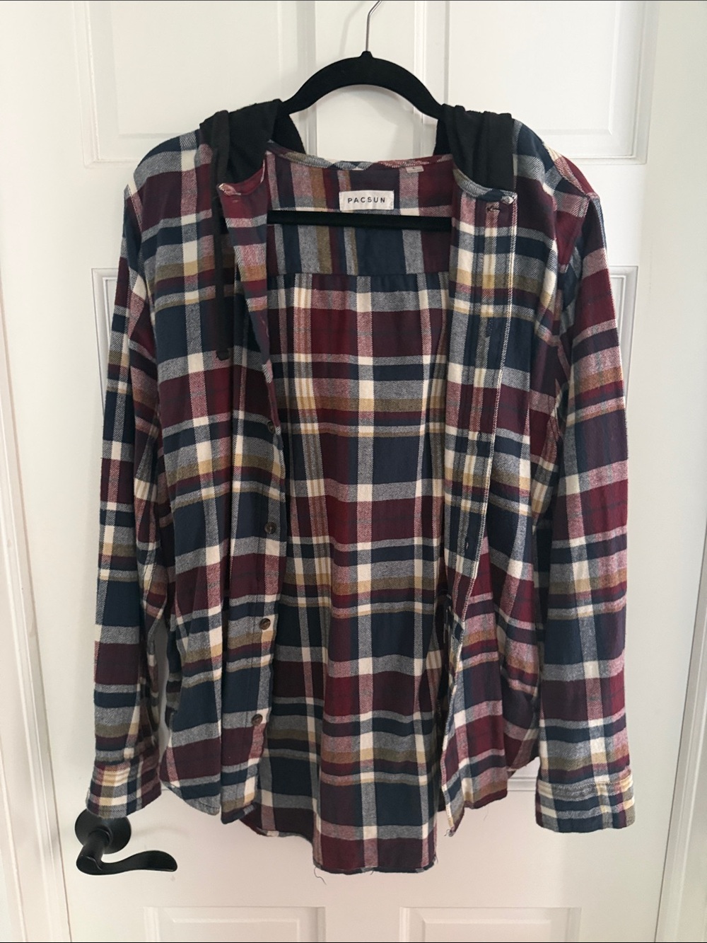PacSun Hooded Plaid Shirt Jacket in Burgundy, Navy & Cream
